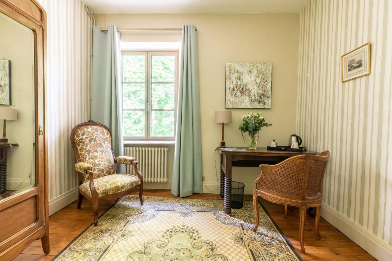 Chateau De Charmeil- Vichy Chambres D'Hotes المظهر الخارجي الصورة