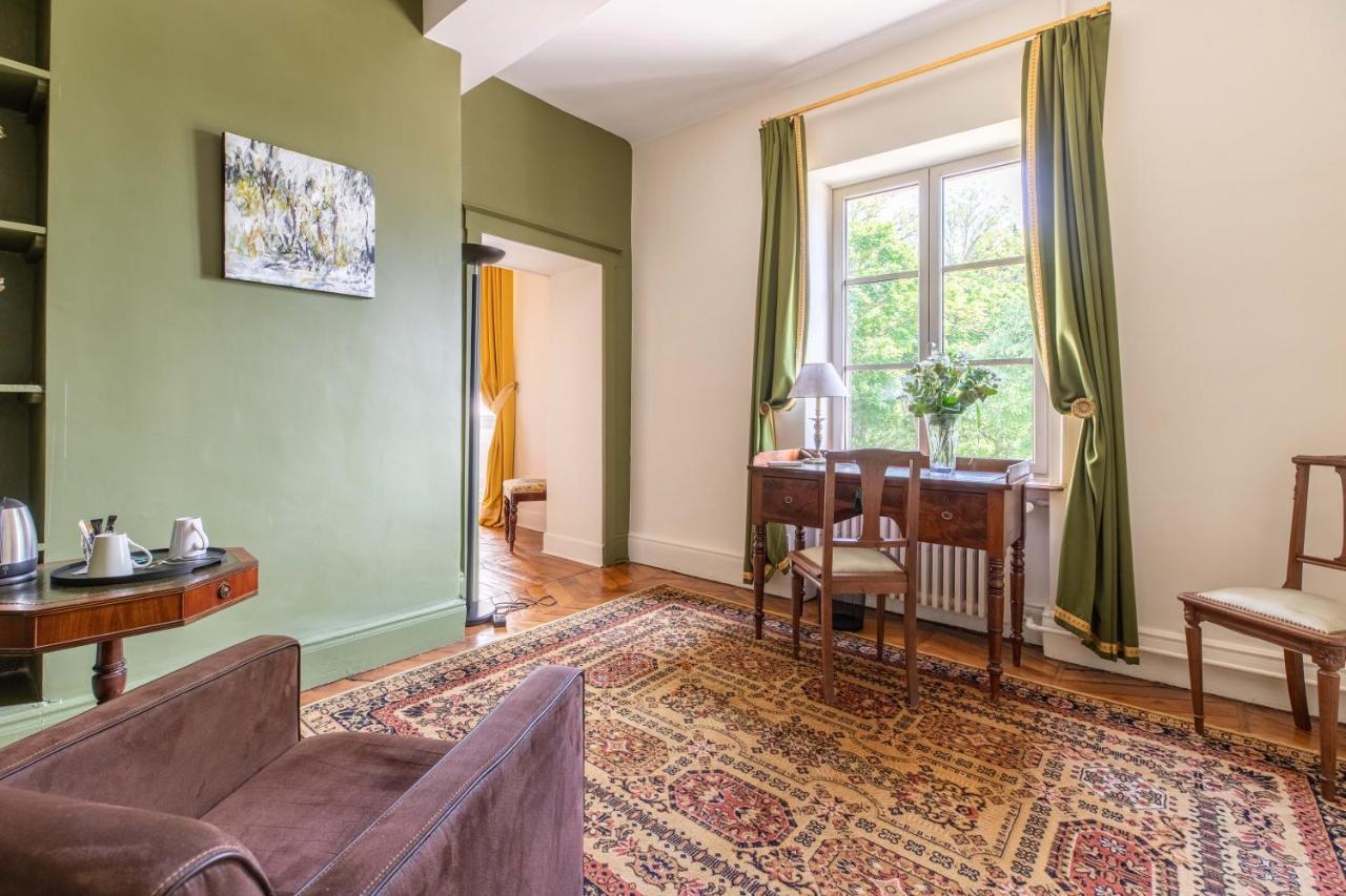 Chateau De Charmeil- Vichy Chambres D'Hotes المظهر الخارجي الصورة